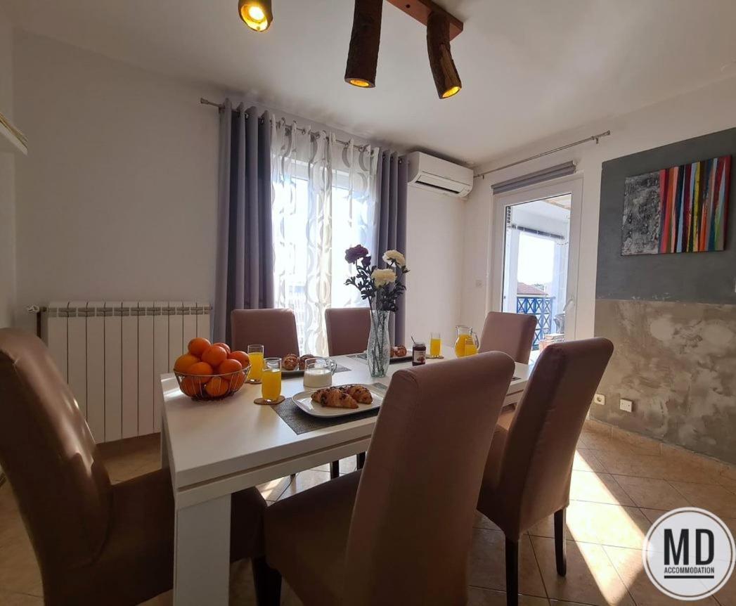 Apartment Valery Pula Extérieur photo