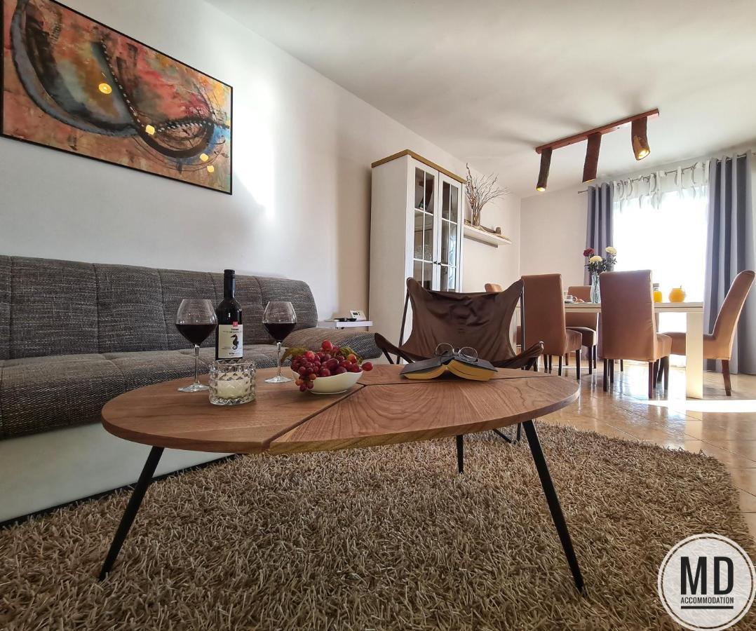 Apartment Valery Pula Extérieur photo
